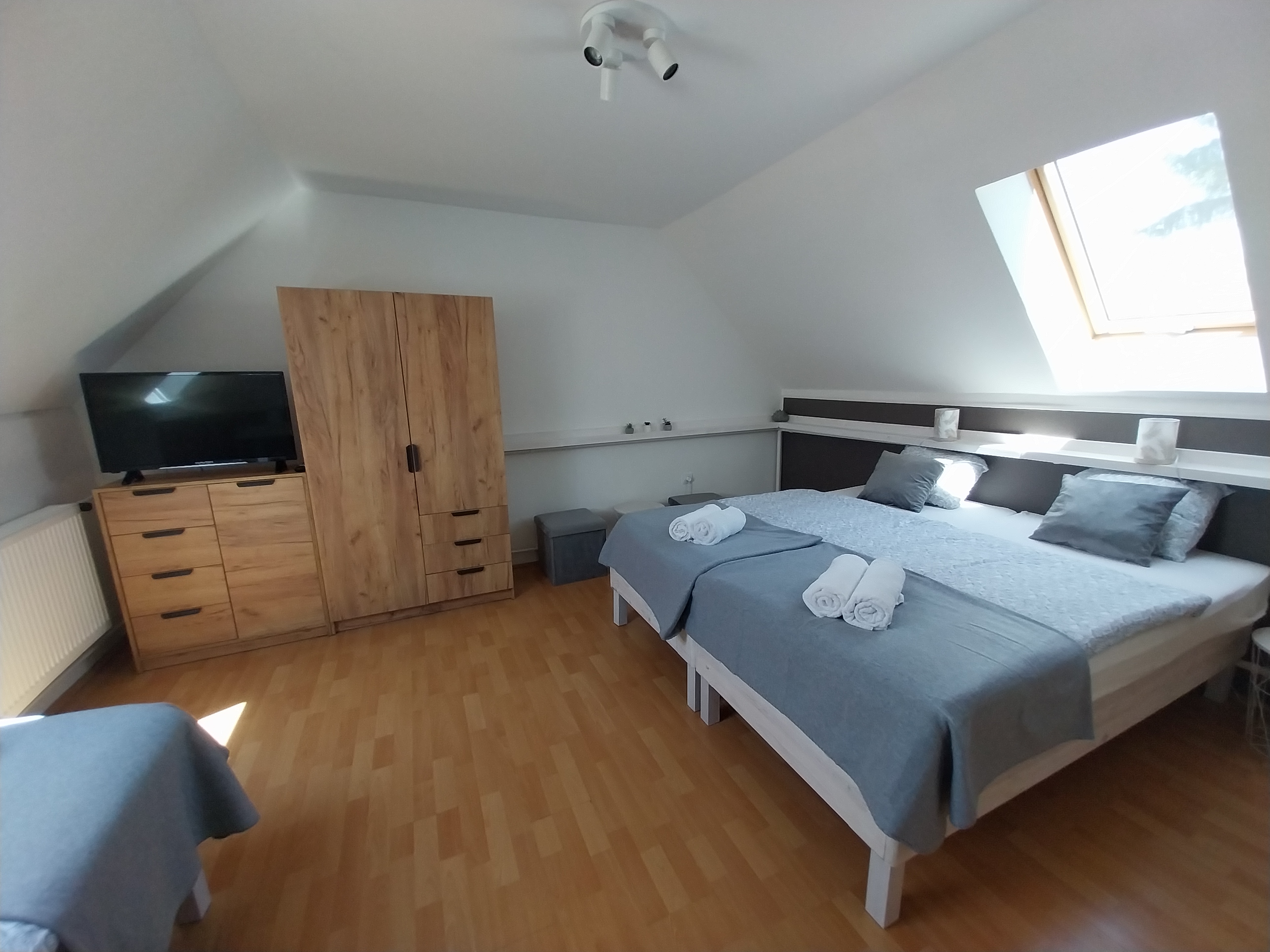 Emeleti szoba (3 ágyas)