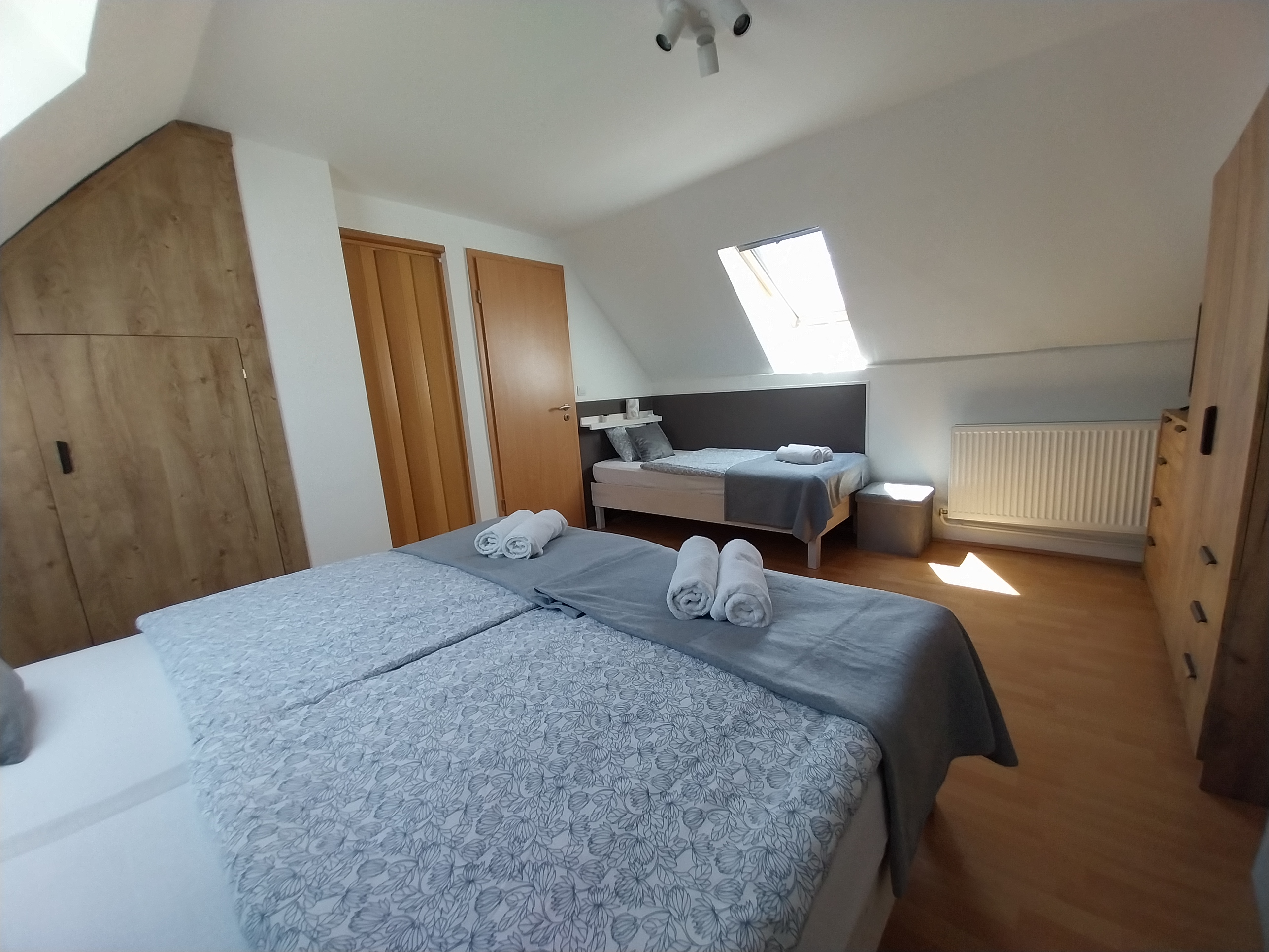 Emeleti szoba (3 ágyas) 2